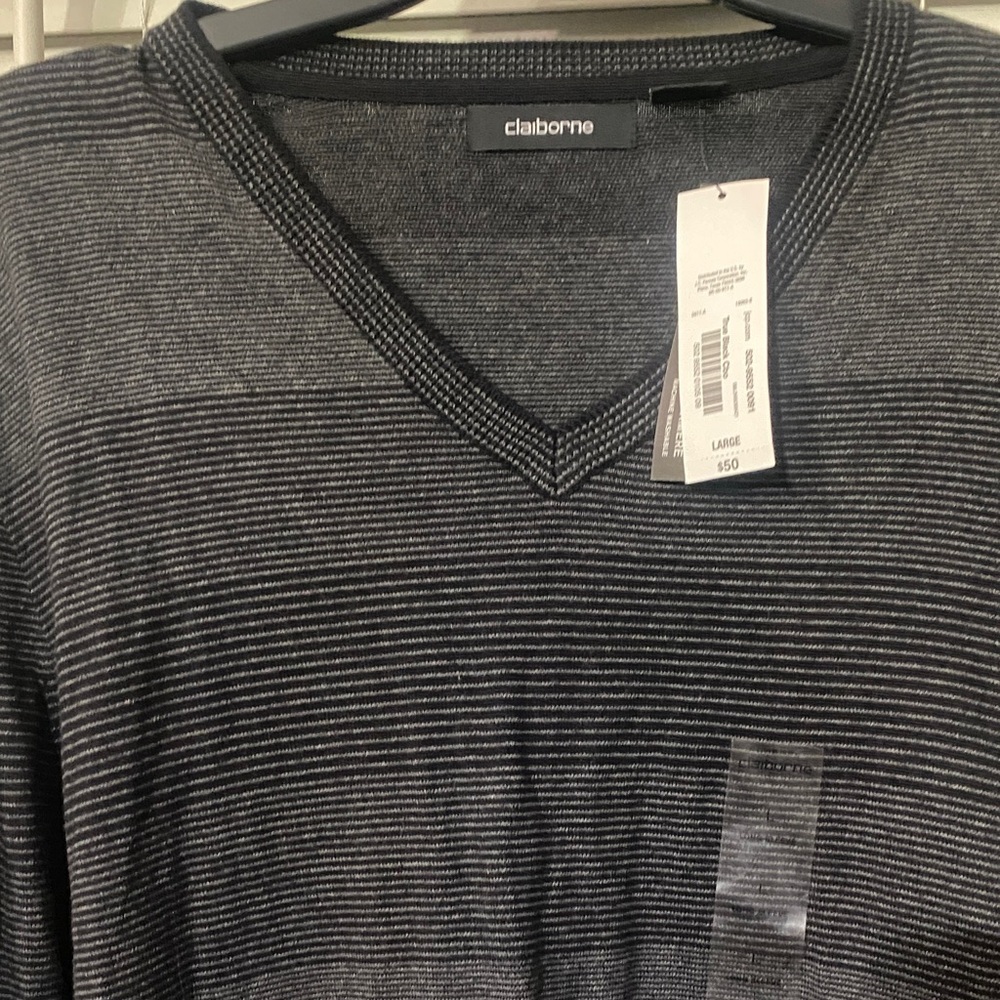 Claiborne Men's Charcoal V-Neck Sweater